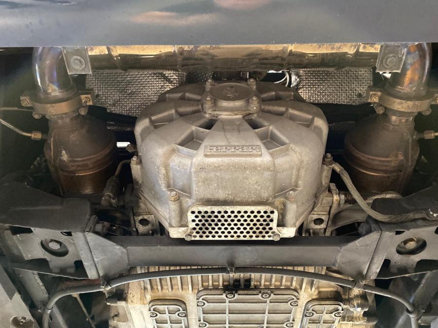 Днище и подвеска Ferrari F355 Spider 1995 года  (фото 144 из 149)